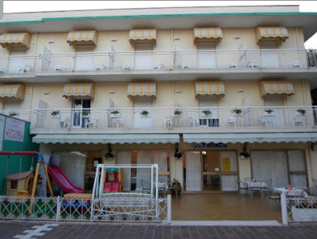 Hotel Franca Misano Adriatico Exterior foto